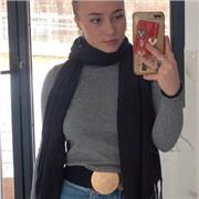 Soy una chica trabajadora, con ganas de enseñar todo los requisitos que haga falta para que podáis controlar el español.